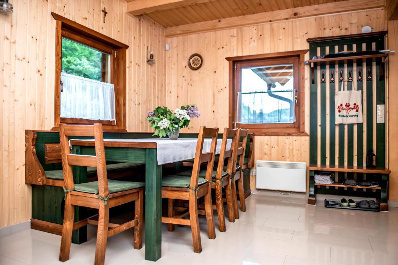 Central Chalet Varsag Exterior foto